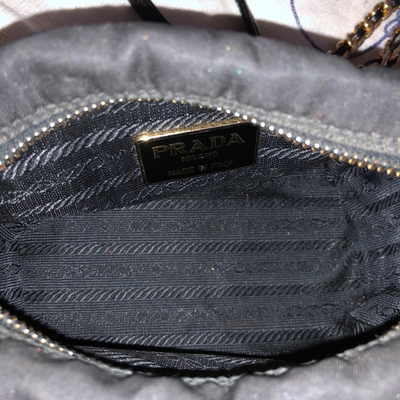 Auth Prada Tessuto Impuntu Nylon Quilted Crossbody - Picture 8 of 10